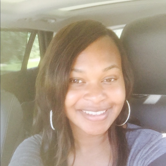 Meet your Posher, Nishira - Picture 4 of 5